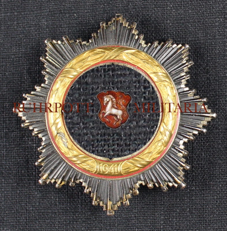 Deutsches Kreuz In Gold